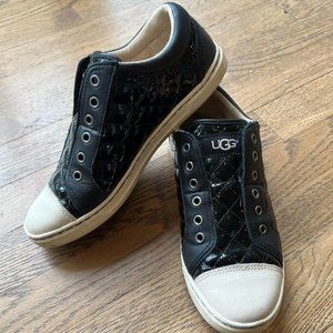 UGG Women's Black Quilted Laela Slip On Sneaker - Size 6.5